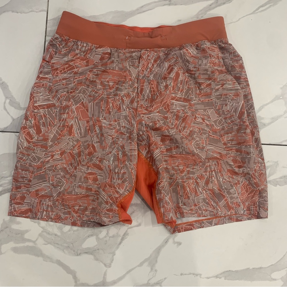 LULULEMON Pace Breaker Shorts Men Sz Medium Orange Gray Unlined Running Gym